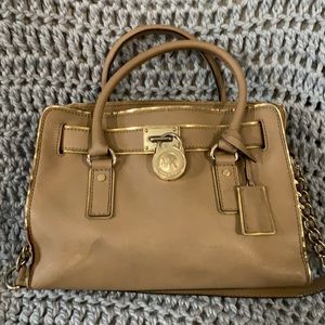 Michale Kors Hamilton handbag Tan
